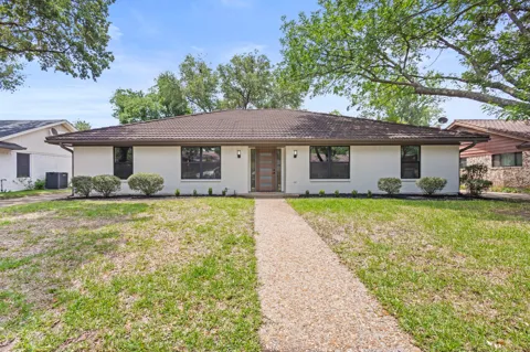 442 Hanover Lane