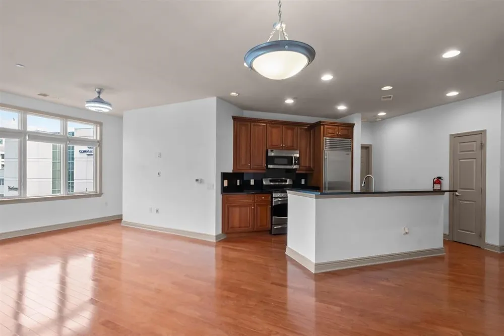 7400 RIVER RD North Bergen, NJ 07047