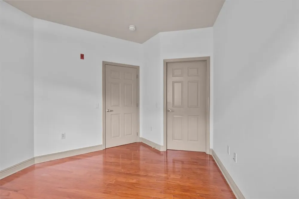 7400 RIVER RD North Bergen, NJ 07047