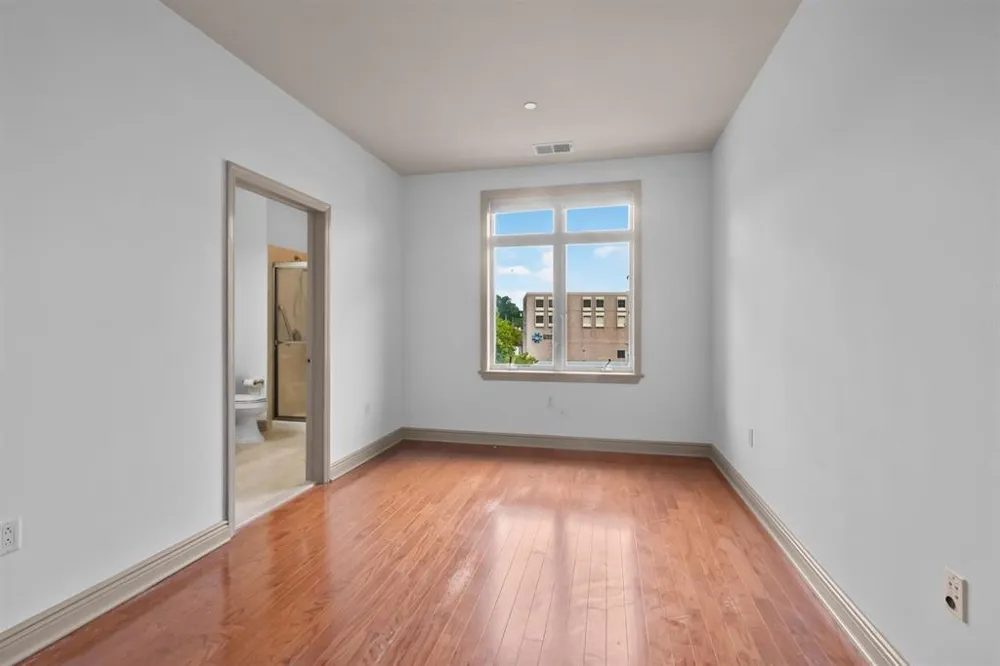 7400 RIVER RD North Bergen, NJ 07047