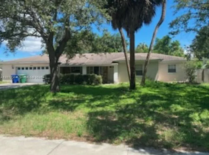 4011 W angeles st Tampa, FL 33629