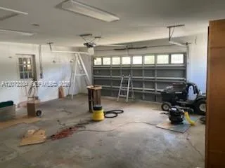 4011 W angeles st Tampa, FL 33629