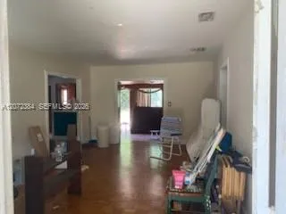 4011 W angeles st Tampa, FL 33629