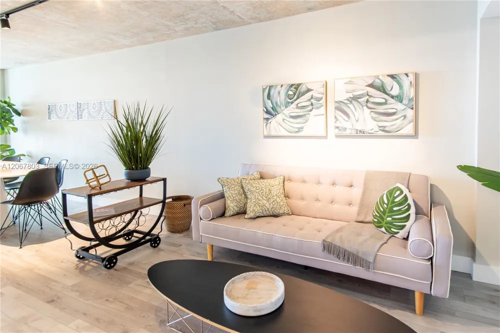 6620 Indian Creek Dr #509 Miami Beach, FL 33141