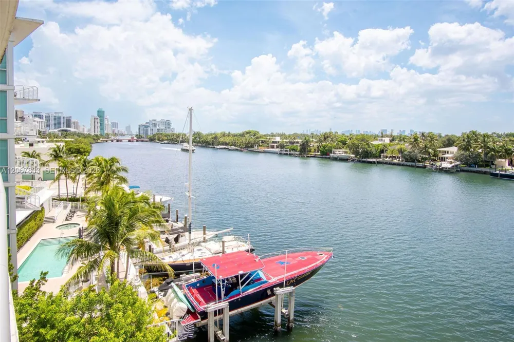 6620 Indian Creek Dr #509 Miami Beach, FL 33141
