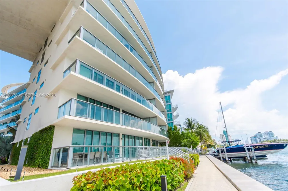 6620 Indian Creek Dr #509 Miami Beach, FL 33141