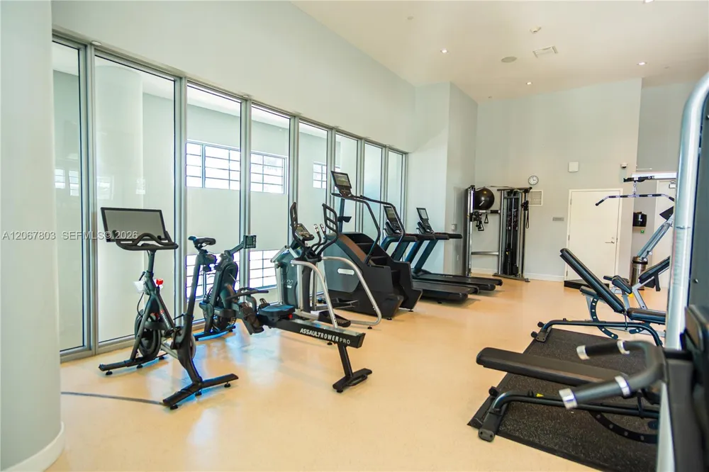 6620 Indian Creek Dr #509 Miami Beach, FL 33141
