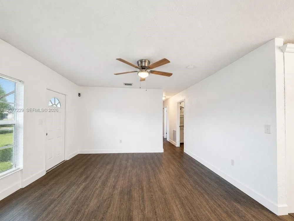 3380 NW 8th St Lauderhill, FL 33311