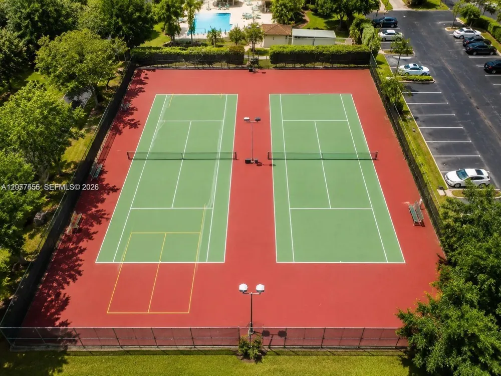 3910 Inverrary Blvd #603-B Lauderhill, FL 33319