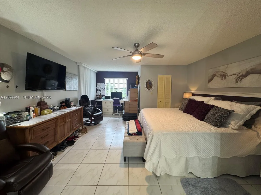 3910 Inverrary Blvd #603-B Lauderhill, FL 33319