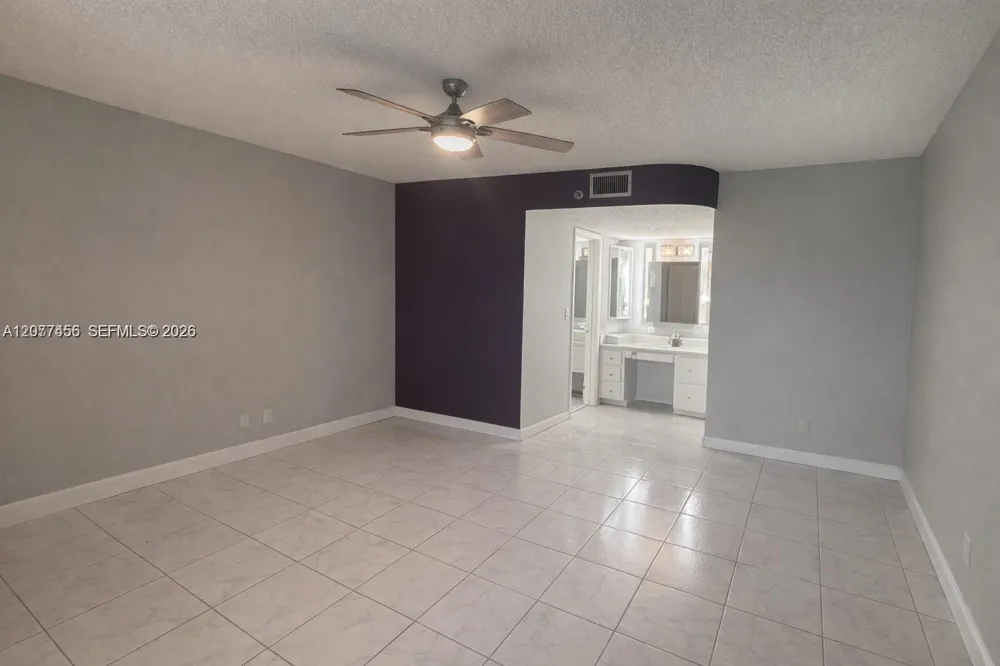 3910 Inverrary Blvd #603-B Lauderhill, FL 33319