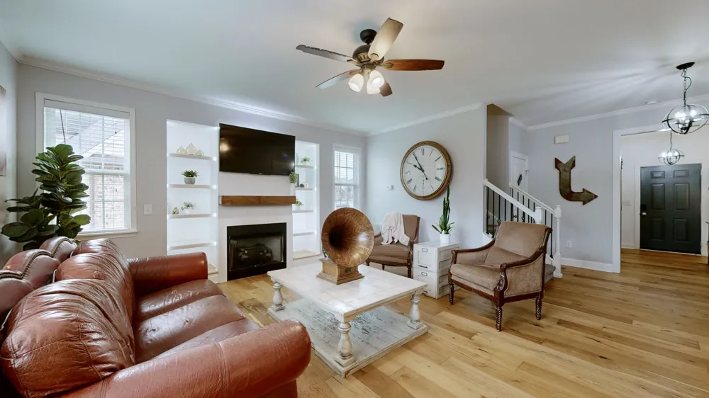 107 TEN OAKS DRIVE Lebanon, TN 37087