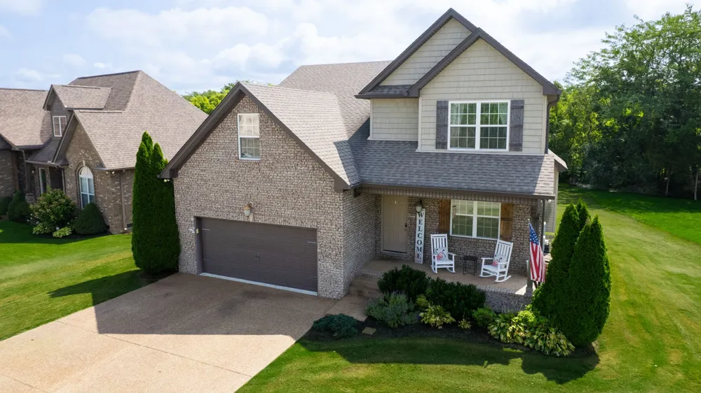 107 TEN OAKS DRIVE Lebanon, TN 37087