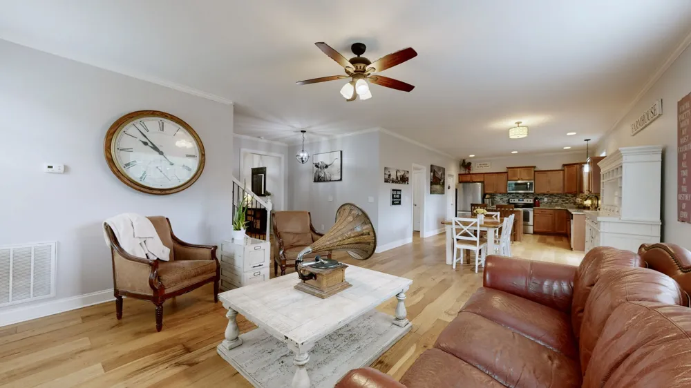 107 TEN OAKS DRIVE Lebanon, TN 37087