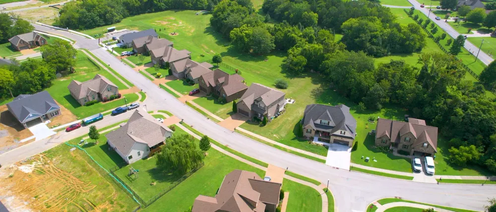107 TEN OAKS DRIVE Lebanon, TN 37087