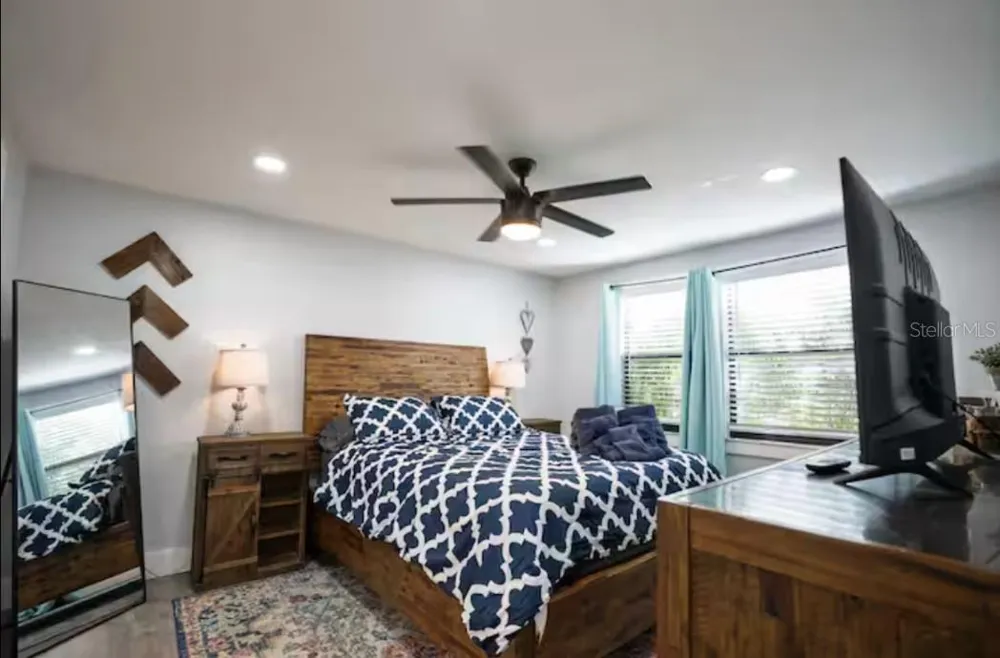 2732 49TH AVENUE W #2732 Bradenton, FL 34207