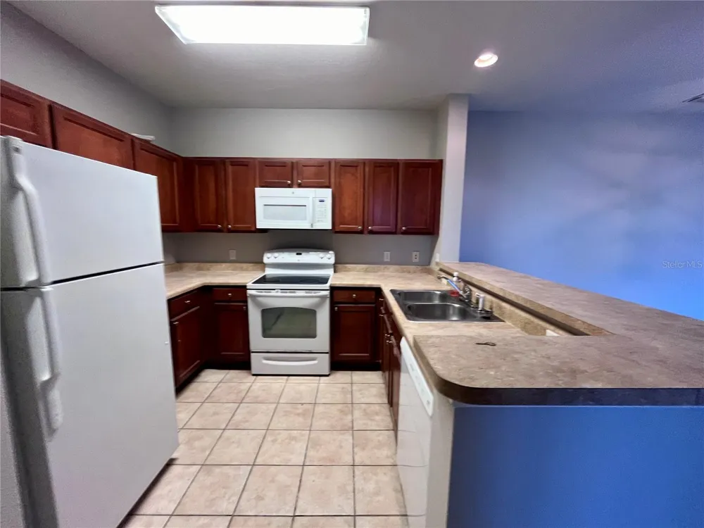 3175 FELTRIM PLACE #302 Kissimmee, FL 34747