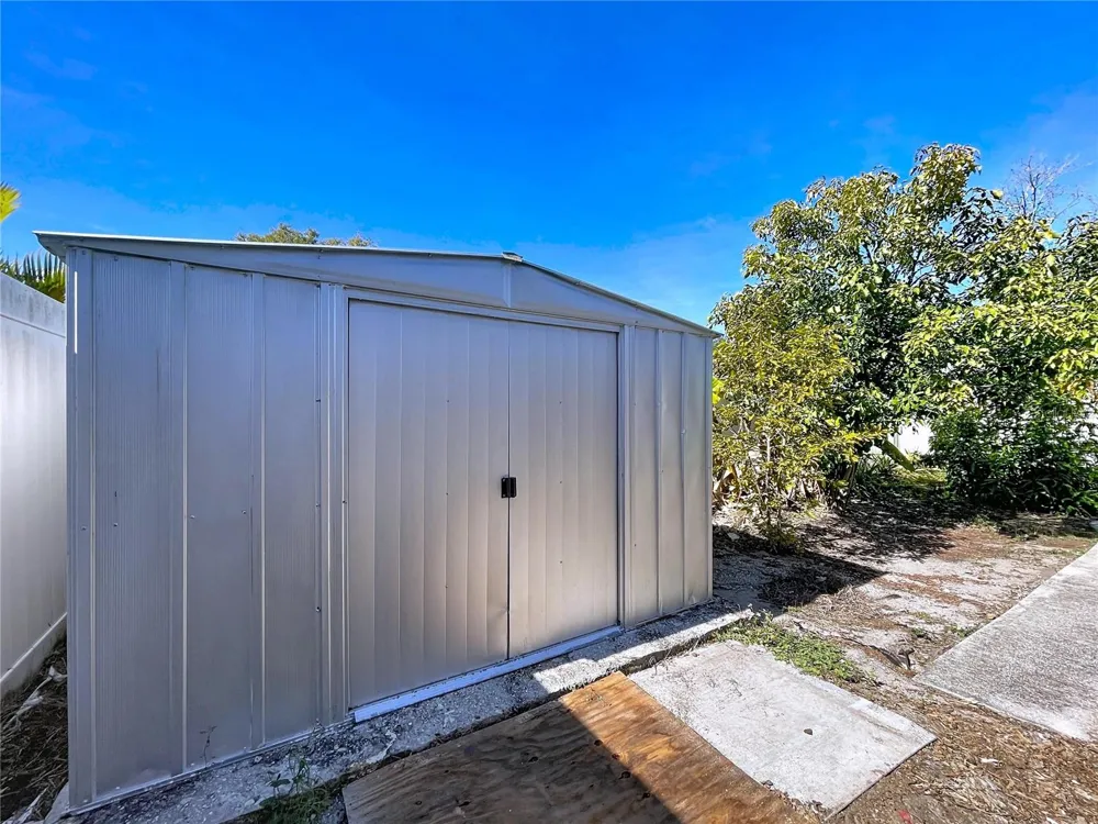 11115 CHERRYWOOD LANE Riverview, FL 33579