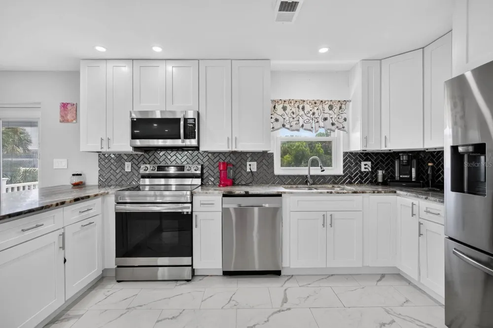 10 TIPPERARY LANE Ormond Beach, FL 32176