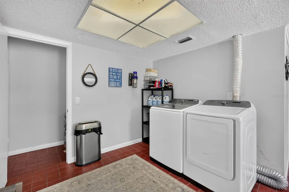 10 TIPPERARY LANE Ormond Beach, FL 32176