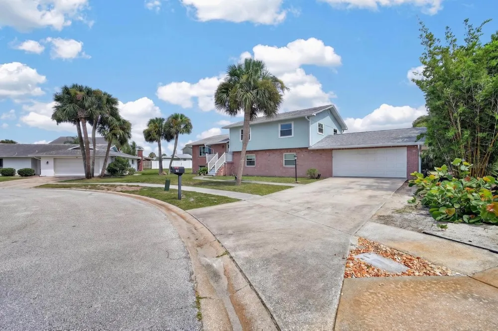 10 TIPPERARY LANE Ormond Beach, FL 32176