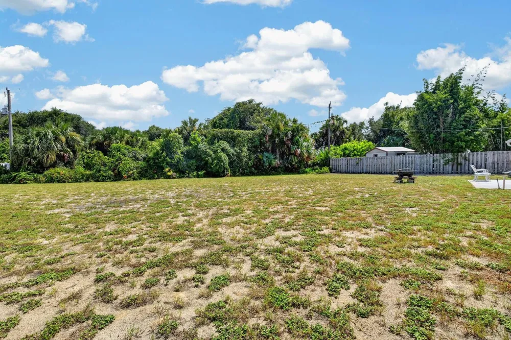 10 TIPPERARY LANE Ormond Beach, FL 32176