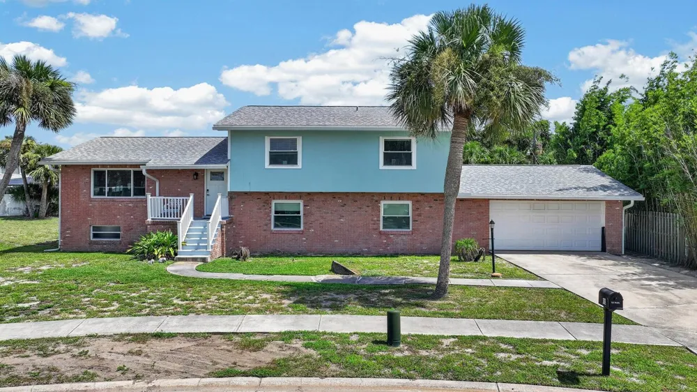 10 TIPPERARY LANE Ormond Beach, FL 32176