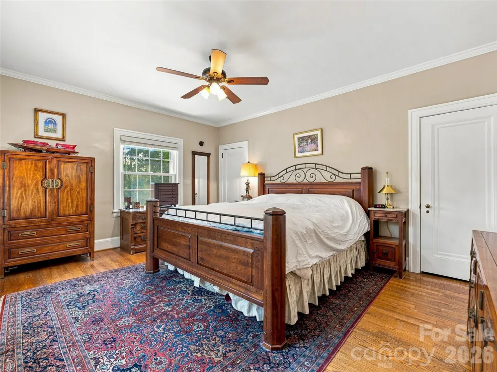 14 Griffing Boulevard Asheville, NC 28804