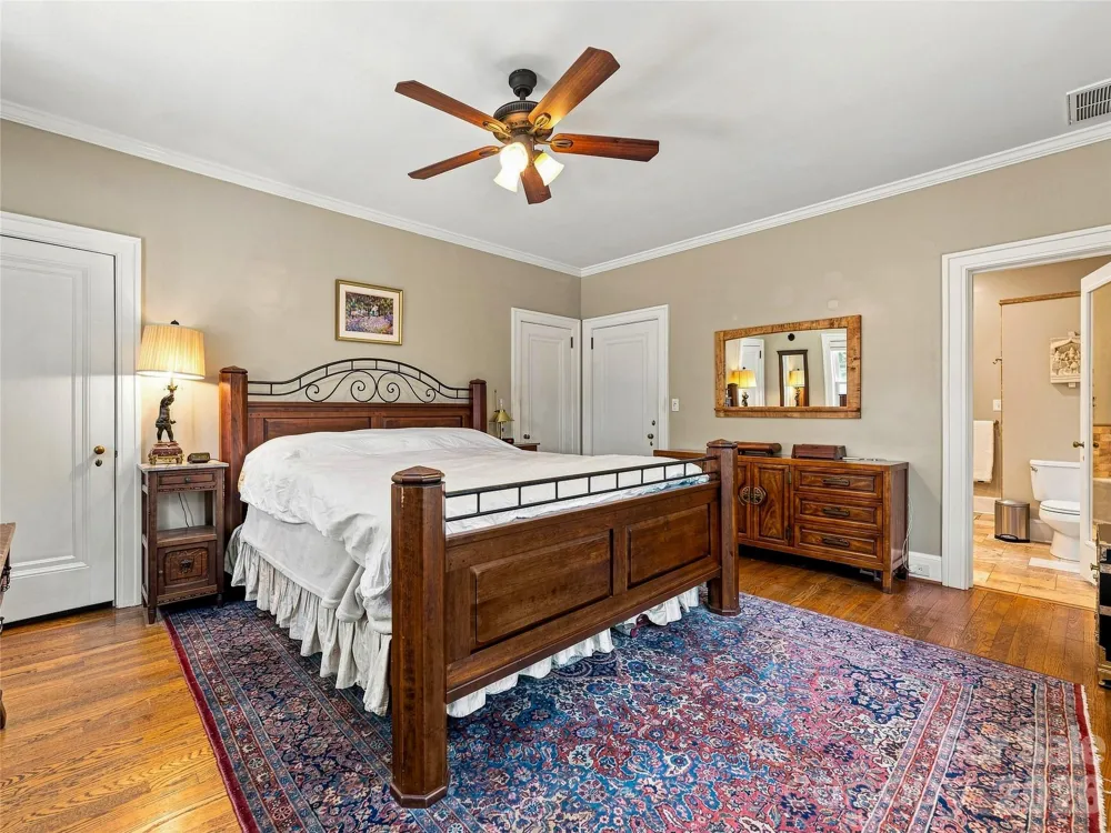 14 Griffing Boulevard Asheville, NC 28804