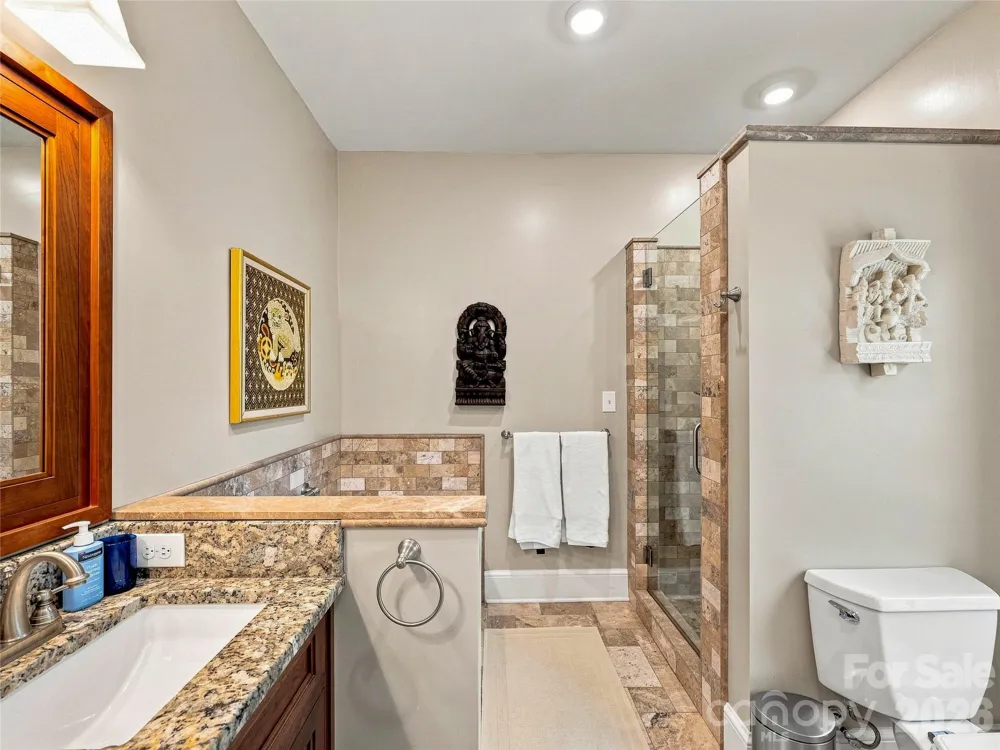 14 Griffing Boulevard Asheville, NC 28804