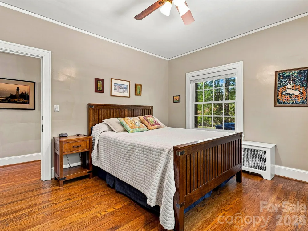 14 Griffing Boulevard Asheville, NC 28804