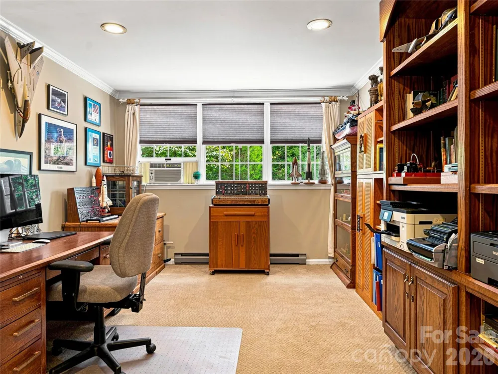 14 Griffing Boulevard Asheville, NC 28804