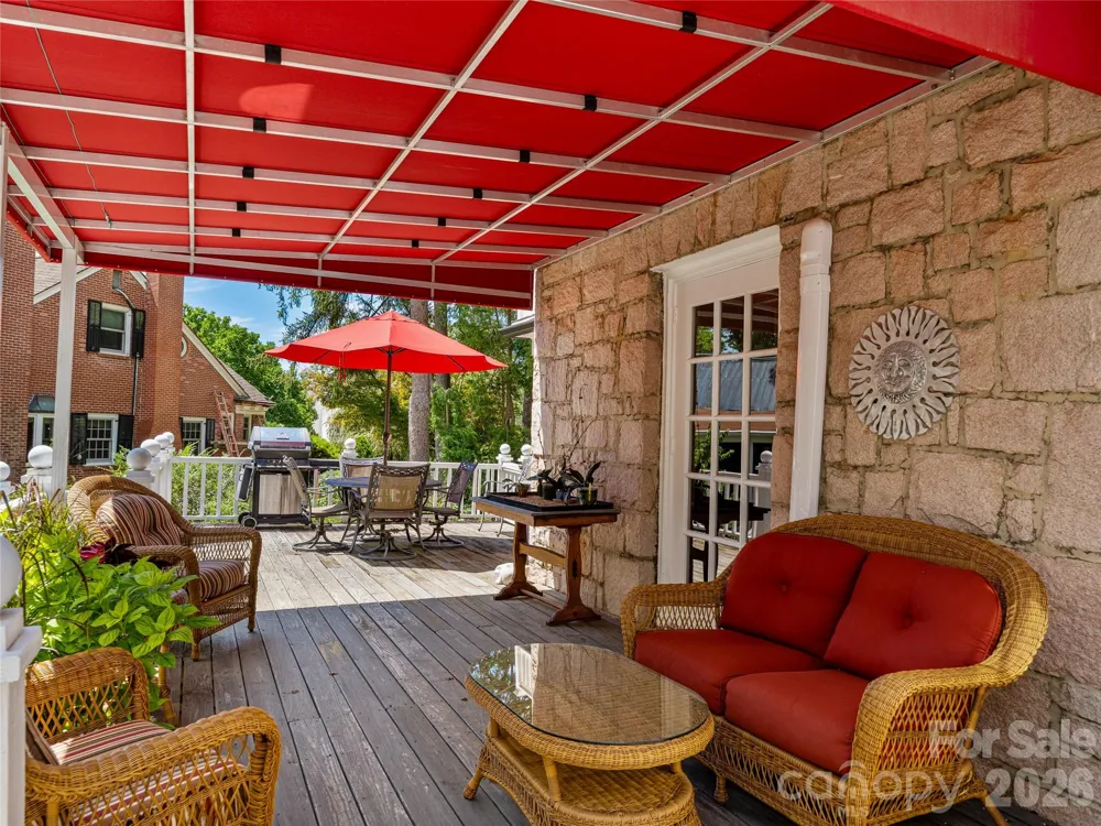 14 Griffing Boulevard Asheville, NC 28804