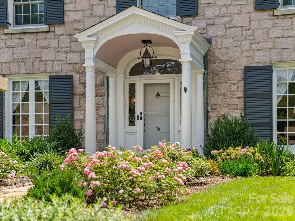 14 Griffing Boulevard Asheville, NC 28804