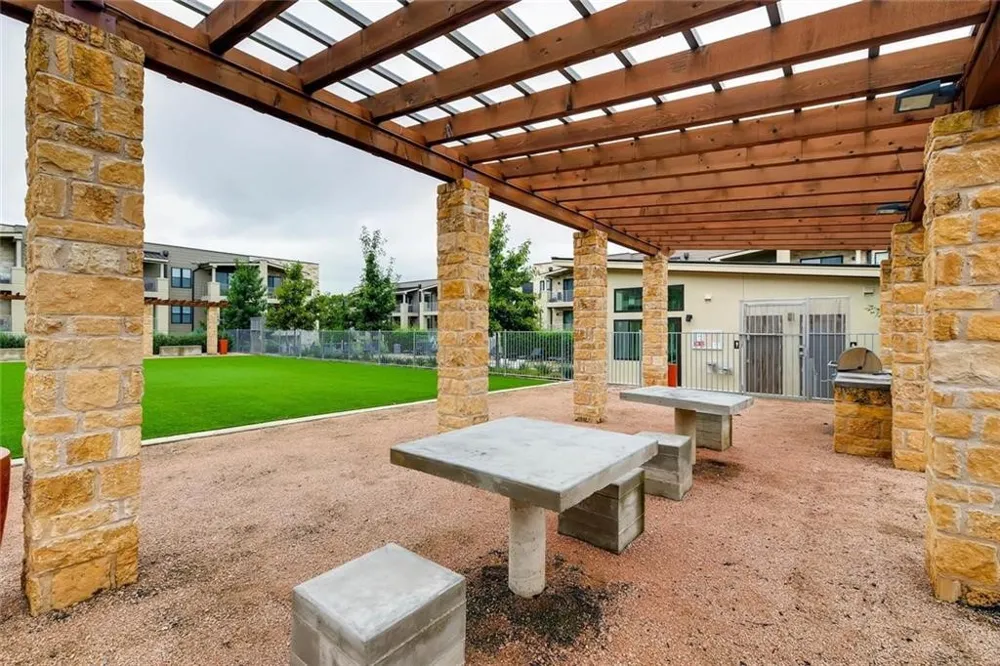 2804 Treble Lane #921 Austin, TX 78704