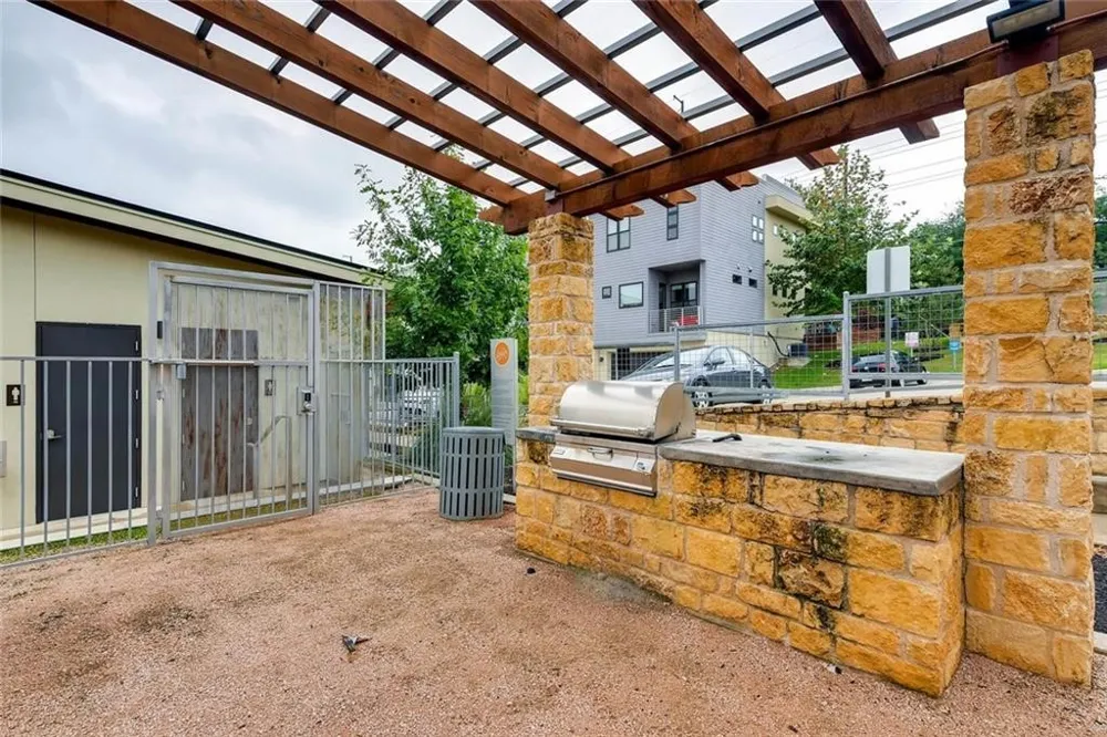 2804 Treble Lane #921 Austin, TX 78704