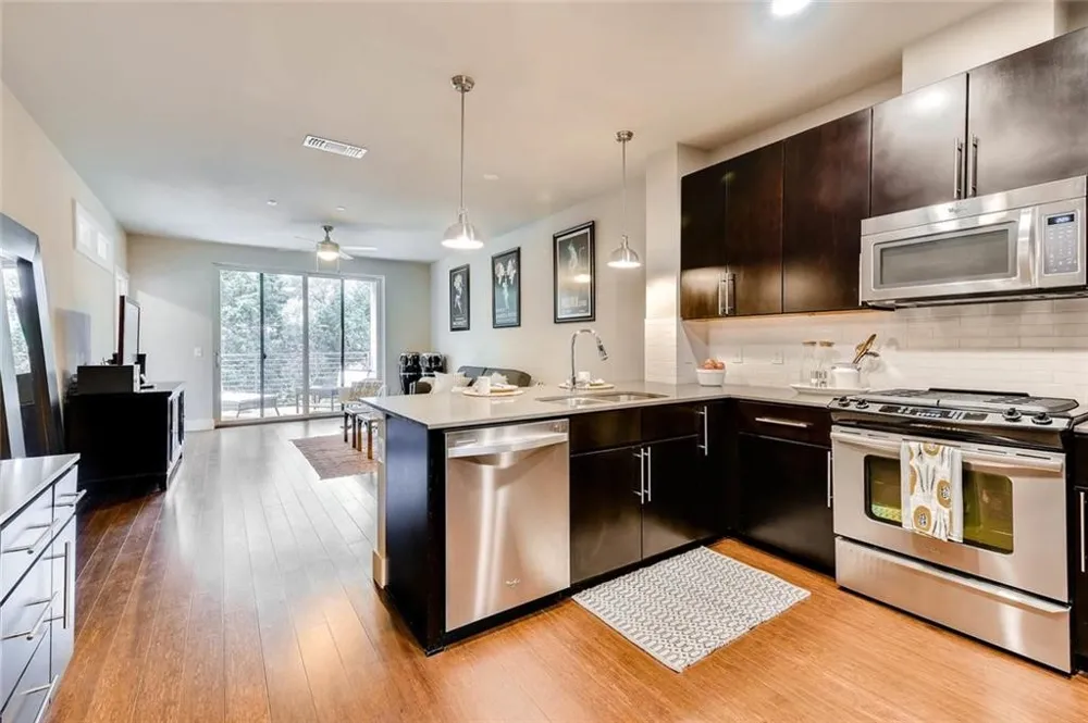 2804 Treble Lane #921 Austin, TX 78704