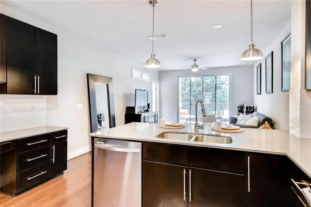 2804 Treble Lane #921 Austin, TX 78704