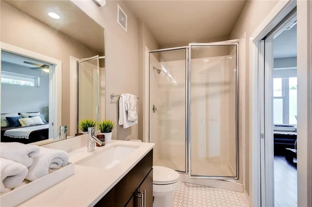 2804 Treble Lane #921 Austin, TX 78704