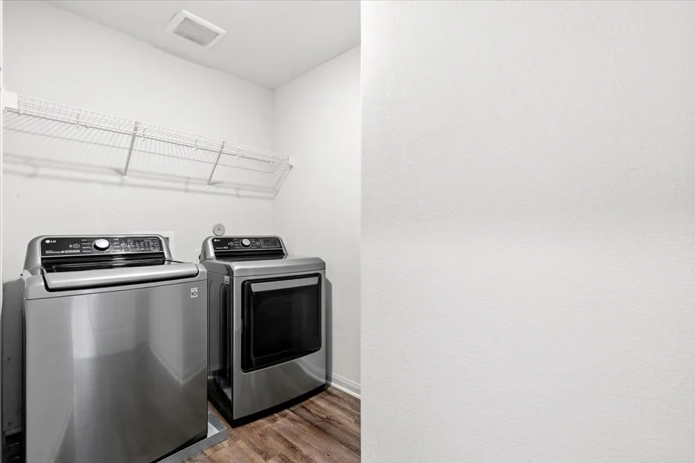 19808 Hubert R. Humphrey Road Manor, TX 78653