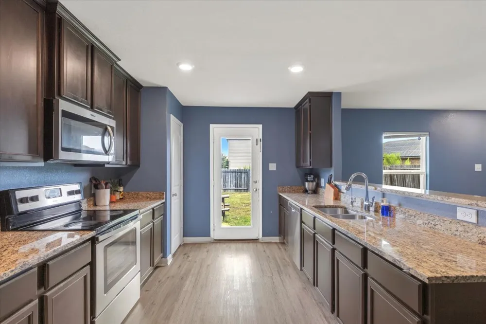 19808 Hubert R. Humphrey Road Manor, TX 78653