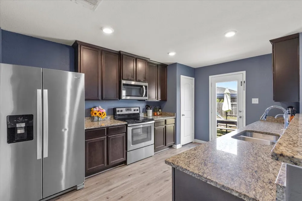 19808 Hubert R. Humphrey Road Manor, TX 78653