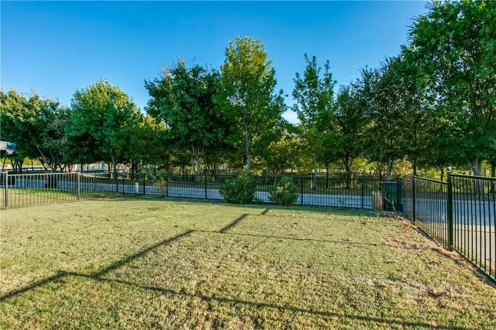 4408 Caledonia Creek Lane Plano, TX 75024