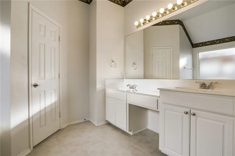 4408 Caledonia Creek Lane Plano, TX 75024