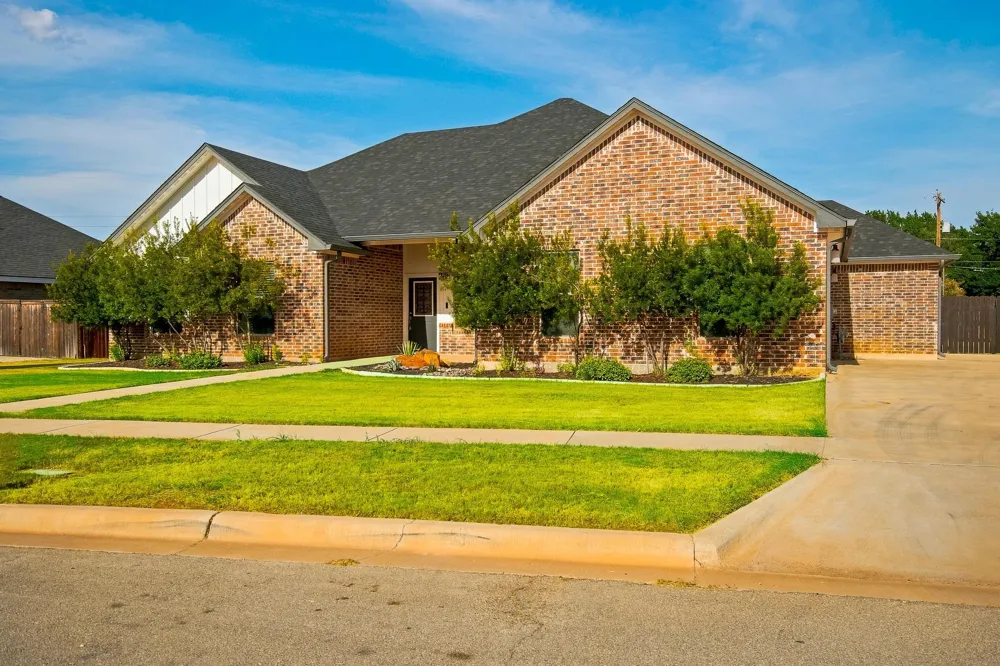 6517 Cedar Elm Drive Abilene, TX 79606