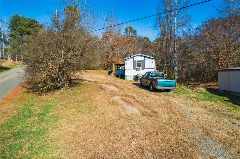 242 Eaton Road Jasper, GA 30143