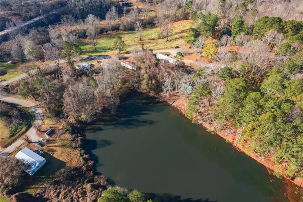 242 Eaton Road Jasper, GA 30143