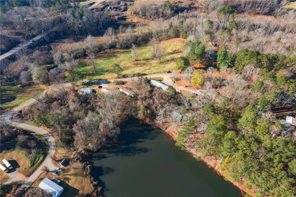 242 Eaton Road Jasper, GA 30143