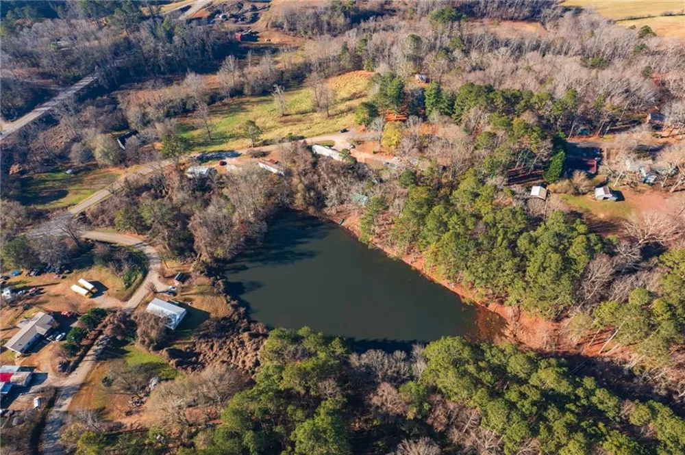242 Eaton Road Jasper, GA 30143