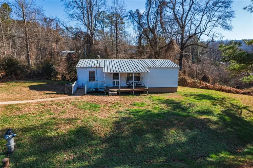 242 Eaton Road Jasper, GA 30143